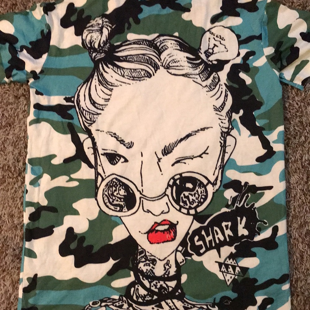Paper Racine t-shirt - Picture 6 of 7